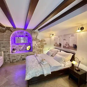 Apartment Diocletian Wine, Split
