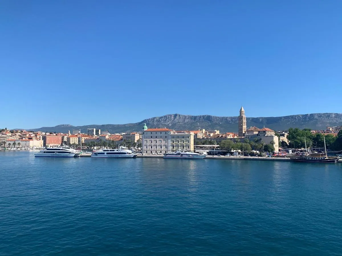 Hotel Villa Diana Σπλιτ