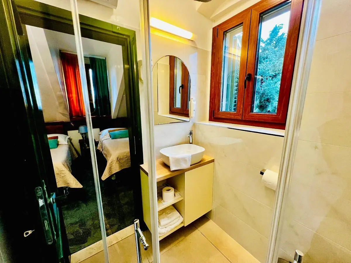 Hotel Villa Diana Σπλιτ 3*,